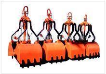 輸送設備配件專業(yè)生產 河南環(huán)球起重供應起重機與礦山抓斗，助力工業(yè)物料高效輸送